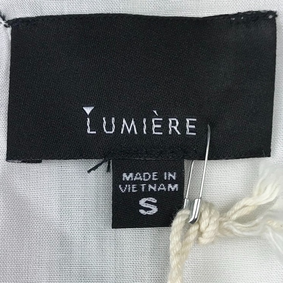 NWT Lumiere V-Neck Stripe Print Front Tie Top- S - Picture 9 of 10